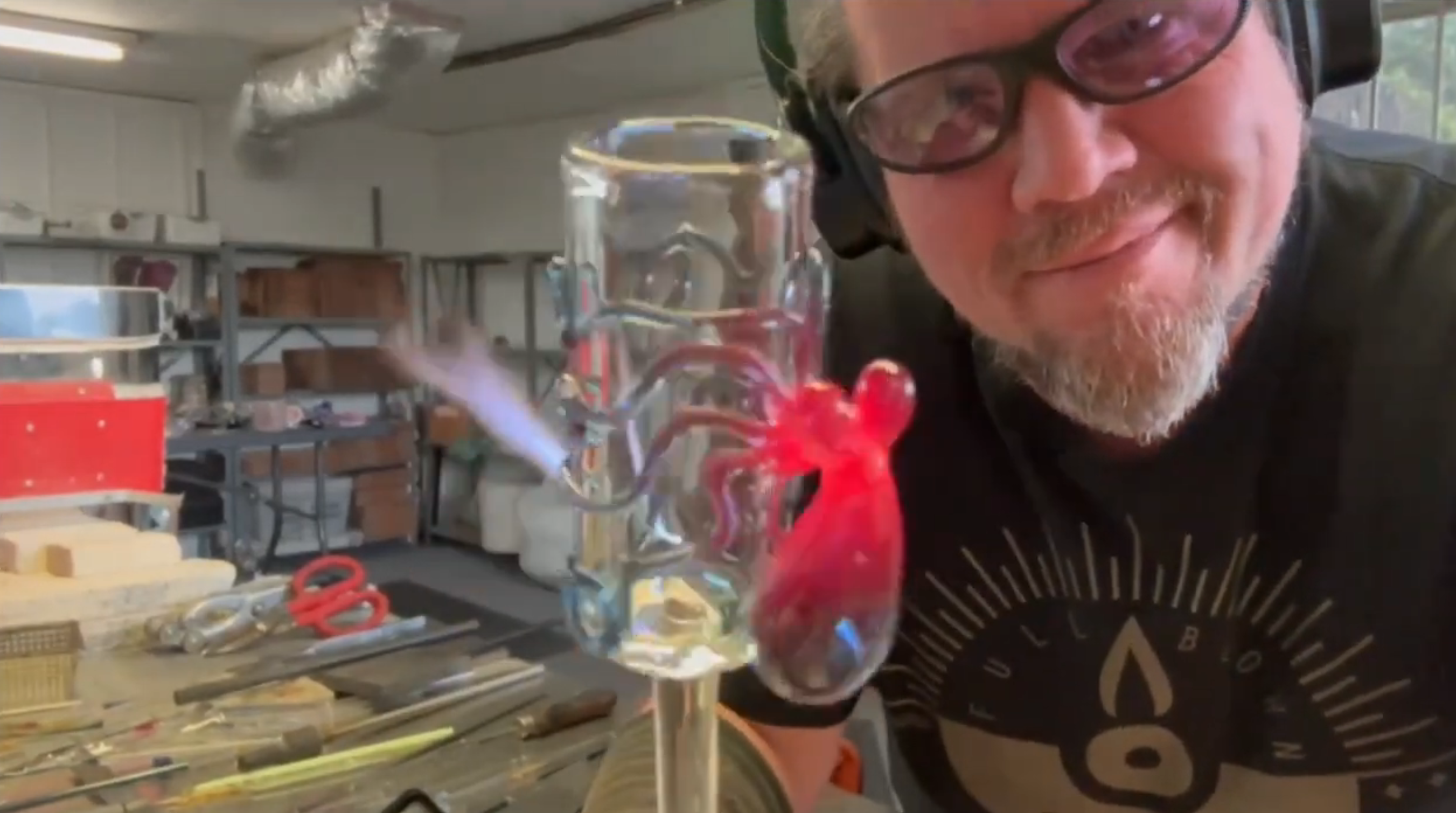 Load video: Featured Full Blown Glass video