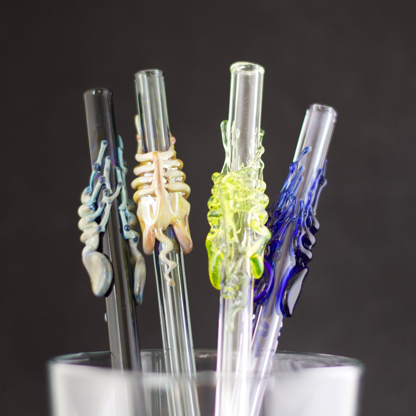Facehugger Glass Straw